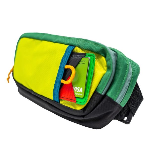 14037787_TrekkerWaistPack_MeadowGreen_SideDetail.jpg