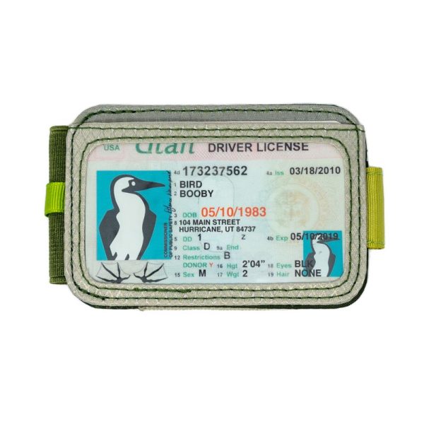 18808300_BanditBiFoldWallet_Olive-Tan_Back.jpg