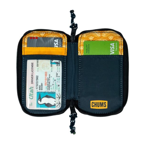 188091026_ReversiWallet_Retro-Fan-Navy_Open.jpg