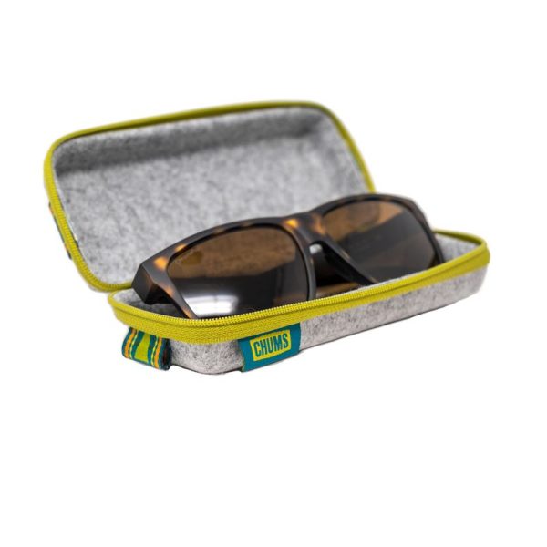 31103156_UpcycledFeltCase_Grey-Green_Open.jpg