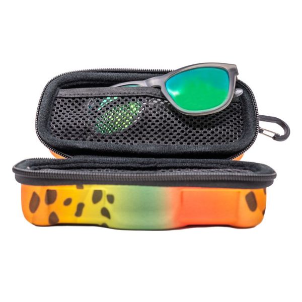 54253_TheVaultLTD_RainbowFish_WithGlasses.jpg